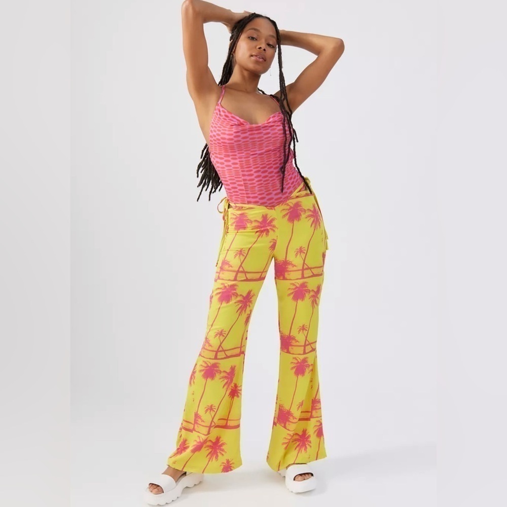 Urban Outfitters Sunny Cutout Flare Pant size 10